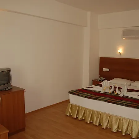 Ξενοδοχείο Vizon 2*